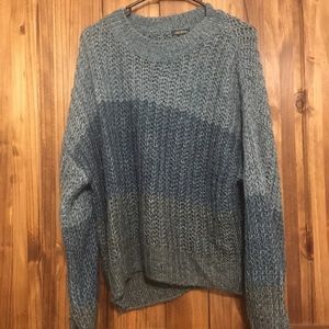 Women’s Sweater